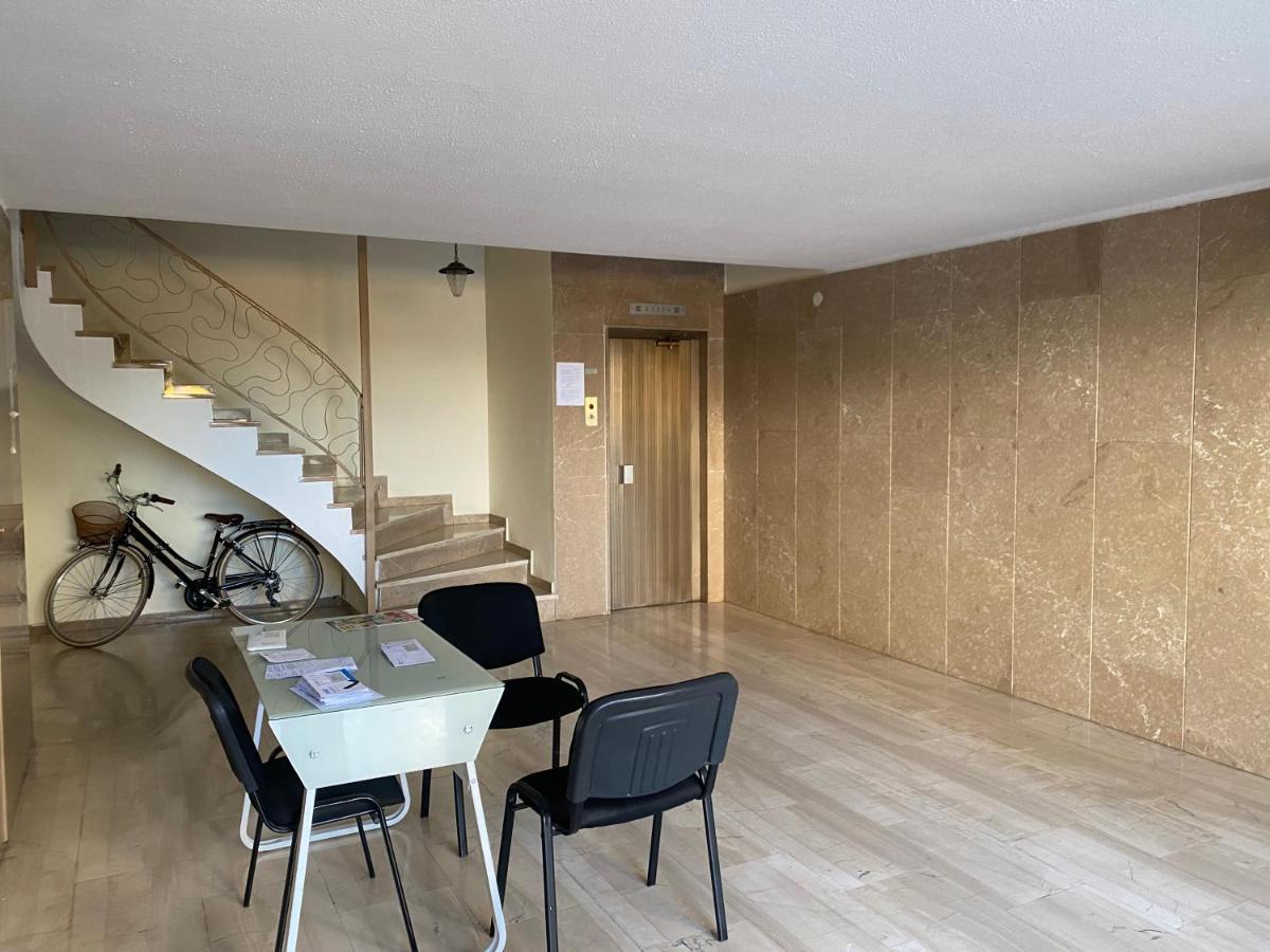 Luxury Close To Glyfada Apartment